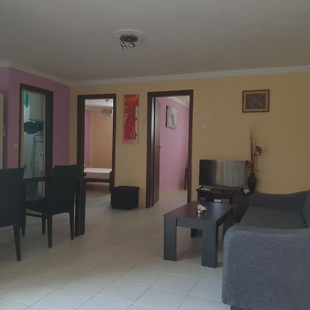 Plaza Apartments Vrasná Kültér fotó